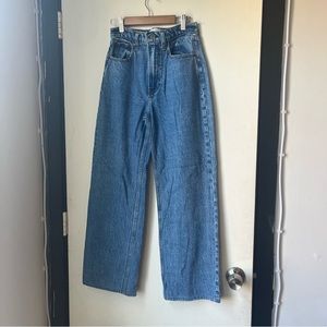 Abercrombie & Fitch Loose High Rise Jeans  ~ Size 25